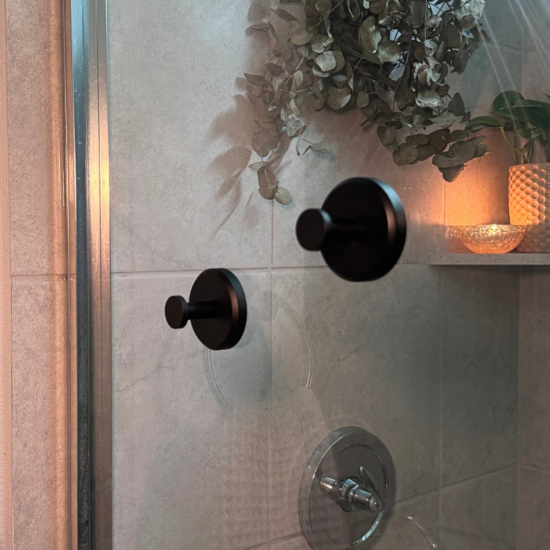 Ultra-przylepny haczyk na przyssawkę, można go dowolnie przestawiać