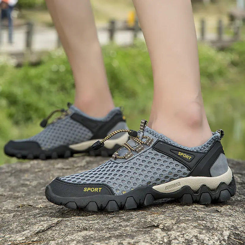 Orthopädische Wanderschuhe mit schnelltrocknendem Material 